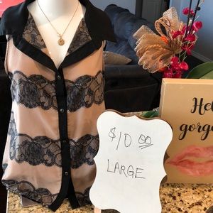 Collared sleeveless blouse